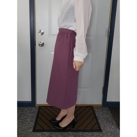 Vintage Mauve Pencil Skirt - Picture 2 of 4